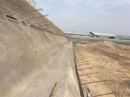 陵水河道边坡加固